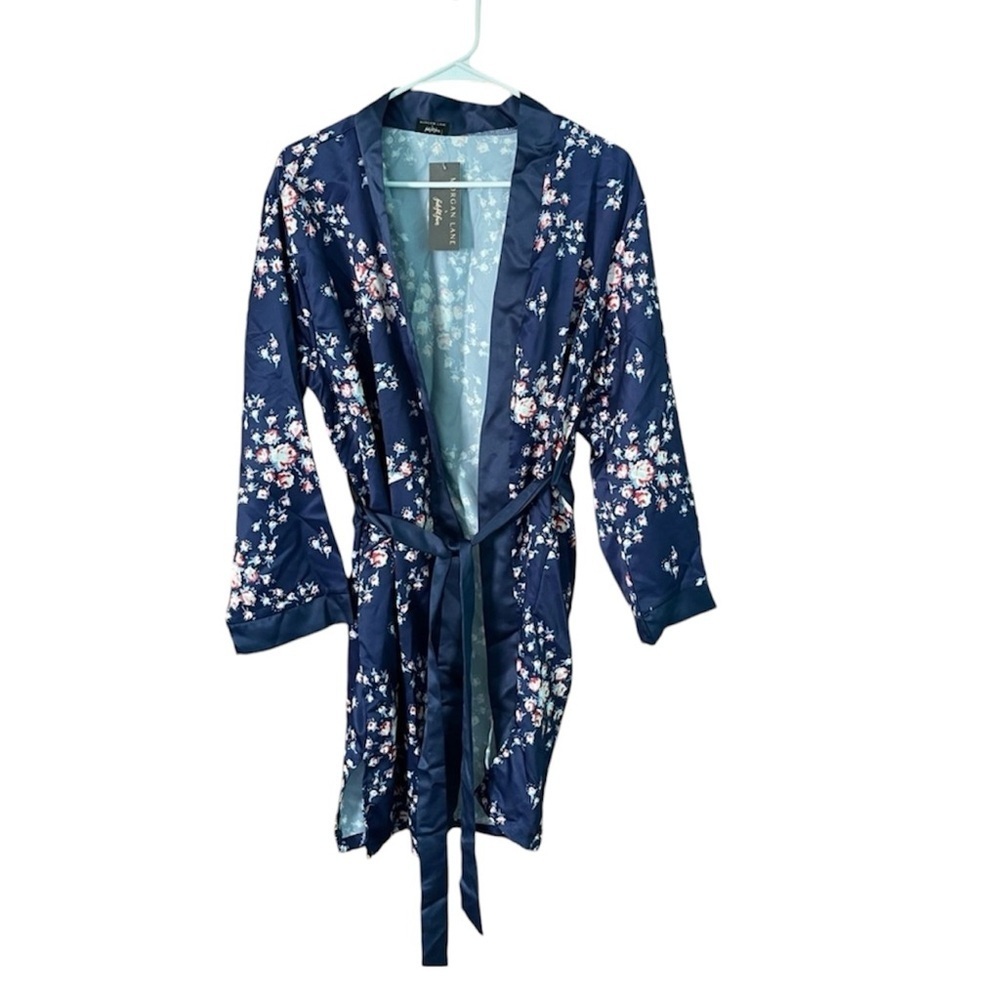 NWT‎ Morgan Lane Satin Robe. Navy Blue Floral. Size S/M